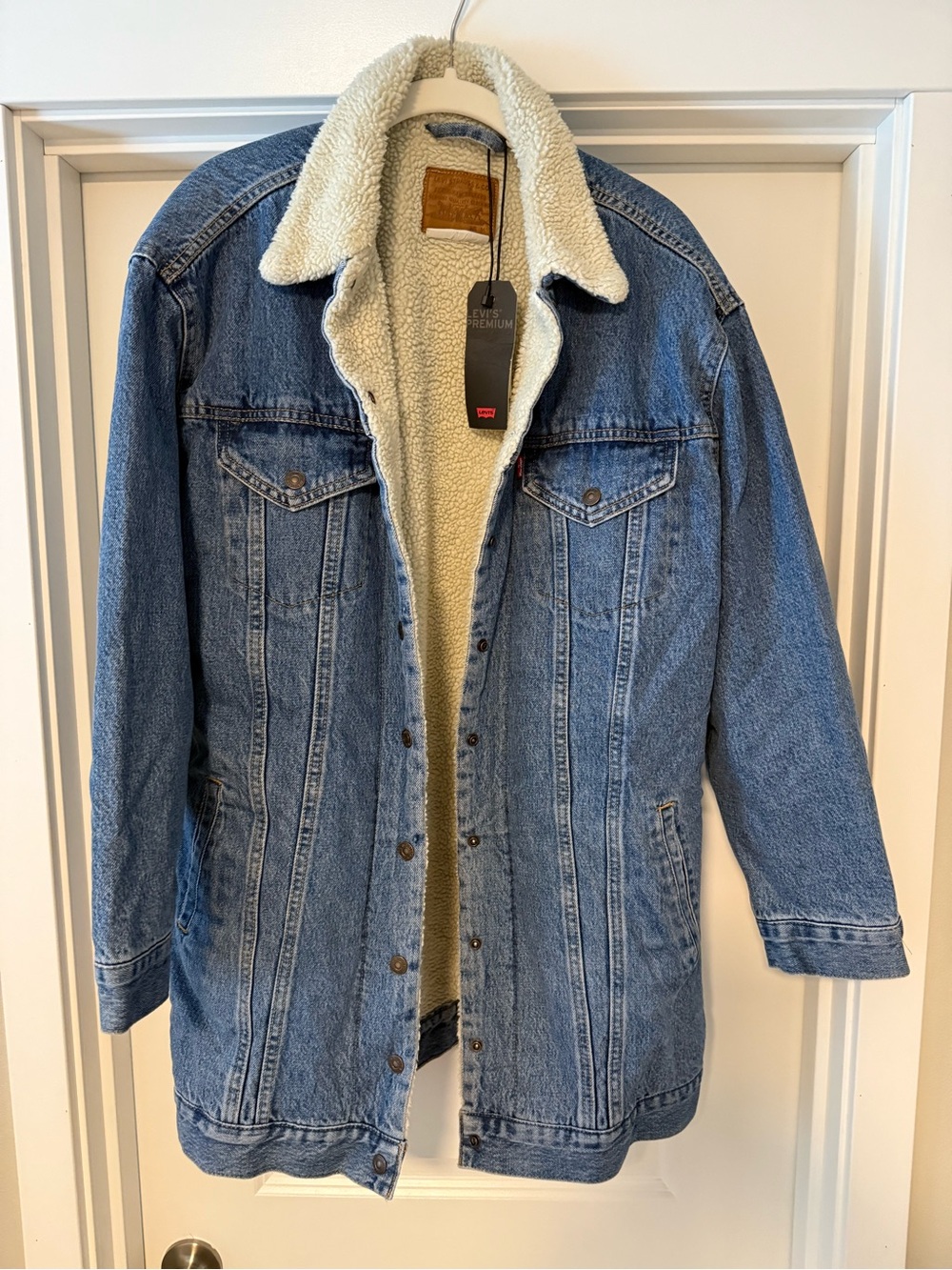 Levi's Blue Denim Jacket with Cream Sherpa Lining